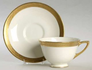 Royal Doulton H2908 Footed Cup & Saucer Set, Fine China Dinnerware   Gold Encrus