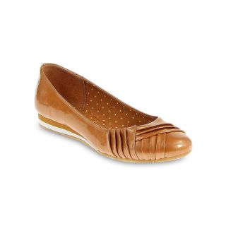 Soft Style by Hush Puppies Corrie Flats, Carmel, Womens