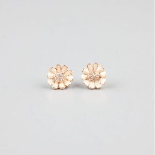 Daisy Fireball Earrings Ivory One Size For Women 240761160