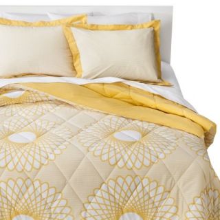 Room Essentials Karagraph Comforter Set   Yellow (Full/Queen)