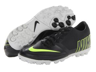 Nike Bomba Pro II Mens Soccer Shoes (Black)