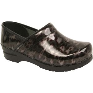 Sanita Clogs Womens Professional Balou Brown Shoes, Size 35 M   450566 03
