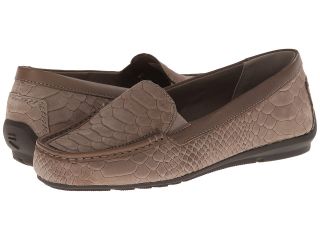Rockport Total Motion Driver Moccasin Womens Shoes (Beige)
