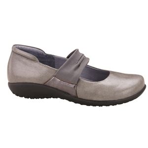 Naot Womens Koa Rainy Grey Mirror Grey Stretch Shoes, Size 41 M   11097 N4D