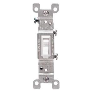 Leviton 15 Amp Single Pole Toggle Switch   White R52 01451 02W
