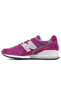 New Balance Sneaker 966 in Purple
