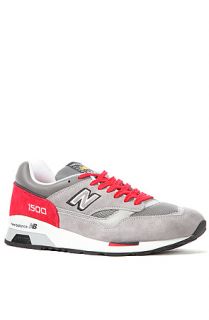The New Balance 1500 Elite Edition Sneaker in Grey & Red
