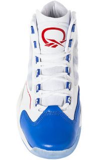 Reebok Sneaker Q96 Crossexamine Sneaker in White & Vital Blue