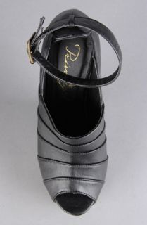 *Sole Boutique The Solemate Shoe in Black
