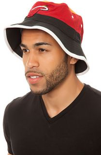 Mitchell & Ness Hat The Miami Heat Color Block Bucket in Red & Black