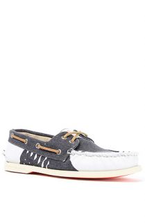 Sperry Topsider Shoe A/O 2 Eye Hand Painted Boat in Rigger Navy & White