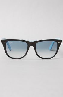 Ray Ban Sunglasses Wayfarer Glossy Plastic Framed Tinted Black & Light Blue