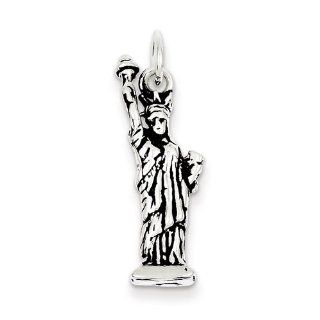 Sterling Silver Antiqued Statue of Liberty Charm. Metal Wt  3.49g Jewelry