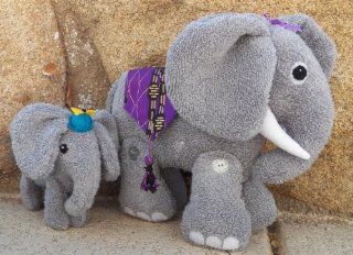 Cloth Mother & Baby Elephant Stuffed Toy Pattern with Instruction CD/177/Made from Faux Elephant Fabric or Terry Cloth/Button Joined Legs