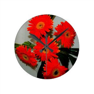 Five Red Flowers Clock