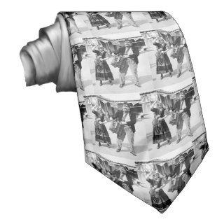 Gypsy couple Tie