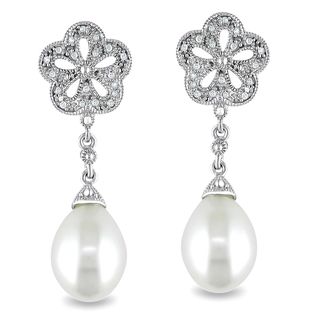 Miadora Sterling Silver Pearl and Diamond Accent Earrings (9.5 10 mm) Miadora Pearl Earrings