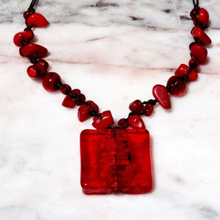 Italian Glass Bead Pendant Necklace Red (Thailand) Necklaces