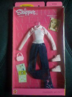Skipper Weekend Plans Fashion Avenue Outfit   Jeans, Sneakers Toys & Games
