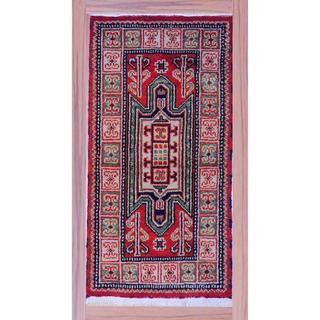 Indo Hand knotted Kazak 2'2 x 4' Red/ Beige Wool Area Rug (India) Accent Rugs