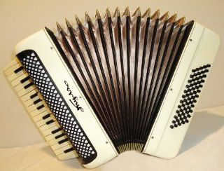 Very Nice Russian Piano Tylskiy Accordion Tula. Perfect for Beginner or Children Musical Instruments