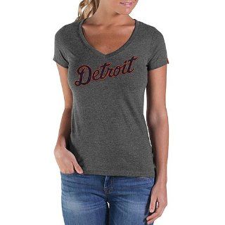 MLB Detroit Tigers Women's Showtime V Neck Tee, Small, Blacktop Grey  Sports Fan T Shirts  Sports & Outdoors