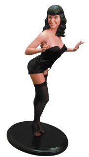 Bettie Page 14 Scale Statue Toys & Games