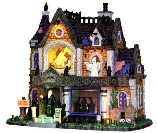 Lemax 35552 Crowley Hall Spooky Town Village Lighted Building Halloween Decor   Collectible Buildings