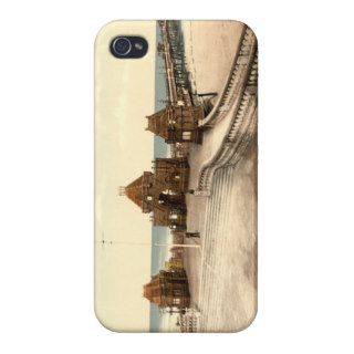 Skegness Pier, Lincolnshire, England iPhone 4/4S Covers