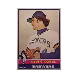 1976 Topps #588 Kevin Kobel   NM Sports Collectibles