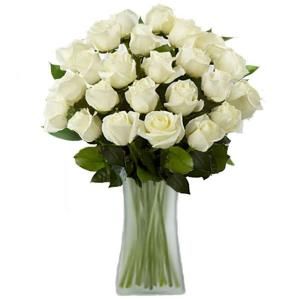 The Ultimate Bouquet Gorgeous White Rose Bouquet in a Clear Vase (24 Long Stem), Overnight Shipping Included MD334
