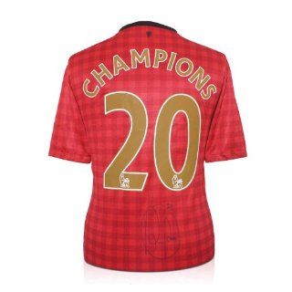 Robin van Persie Signed Manchester United Soccer Jersey Champions 20 Sports Collectibles