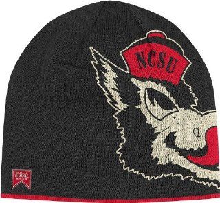 NC State Reversible Vault Logo Knit Hat  Sports Fan Beanies  Sports & Outdoors