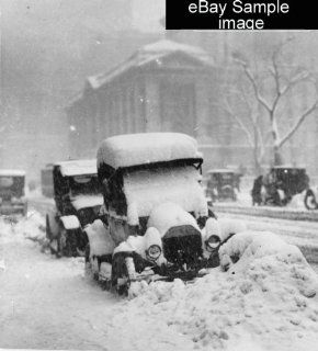 1917 Snowbound automobiles in New York City, 1917 #634 Vintage Black & White a9  