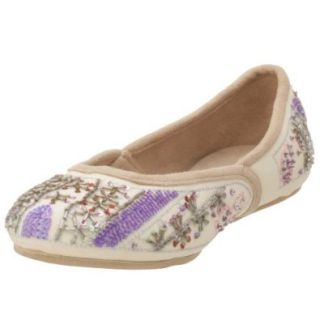 Dearfoams Women's Embellished Shantung Slipper,Spun Gold,7 M Shoes