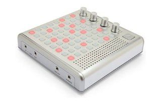 Bliptronic 5000 LED Synthesizer Toys & Games