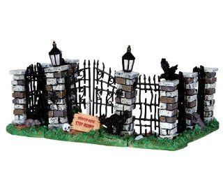 Lemax Spooky Town Spooky Iron Gate and Fence, Set of 5 #34606   Collectible Figurines