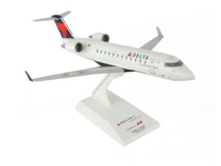 Skymarks Delta CRJ200 ASA 1/100 Model Airplane   Commercial Airplanes