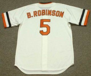 BROOKS ROBINSON Baltimore Orioles 1974 Majestic Cooperstown Home Throwback Baseball Jersey, MEDIUM  Sports Fan Baseball And Softball Jerseys  Sports & Outdoors