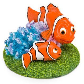 Penn Plax Finding Nemo Resin Ornament for Aquariums, Nemo and Marlin, 4 Inch  Aquarium Decor 