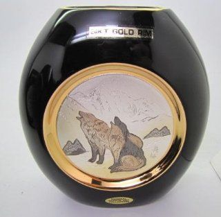 Art of Chokin Black Porcelain Vase Wolves Wolf 24K Gold Trim  Decorative Vases  