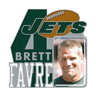 New York Jets Brett Favre #4 Photo Cloisonne Hat Pin  Sports Related Pins  Sports & Outdoors