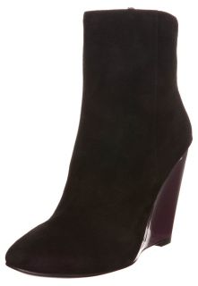 Pour La Victoire   RAVEL   Wedge boots   black