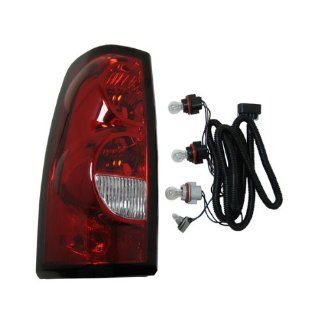 2004 2005 2006 2007 Chevrolet/Chevy Silverado 1500 2500 3500 Full Size Pickup Truck (Fleetside Models Except 3500 Dually) Taillight Taillamp Rear Brake Tail Light Lamp (with dark trim) Left Driver Side (04 05 06 07) Automotive