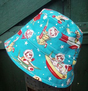 boys 'rocket boy' reversible sun hat by wild things funky little dresses