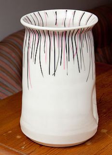 hand thrown porcelain vase by su rogers