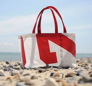 sailcloth beach handbag by wightsails