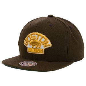 Boston Bruins Mitchell and Ness NFL Wool Solid Snapback Cap