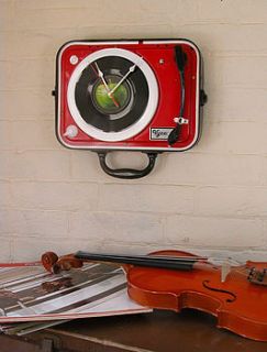 vintage visseaux turntable clock by vyconic