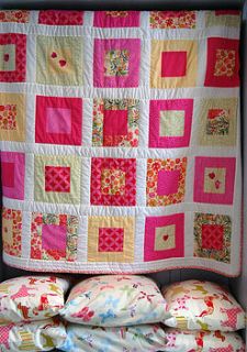 handmade bed quilt by lola smith designs
